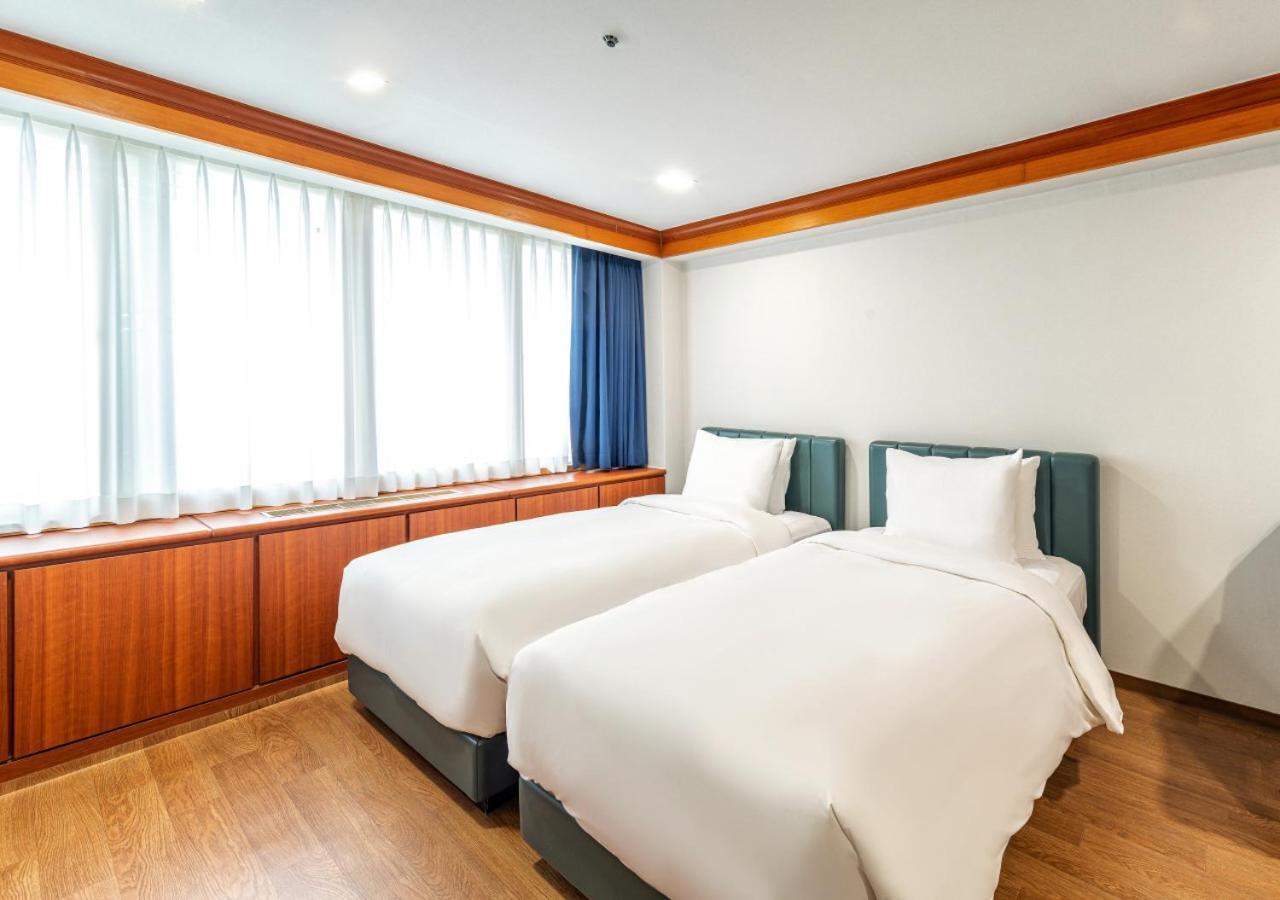 Hotel Koreana 4*